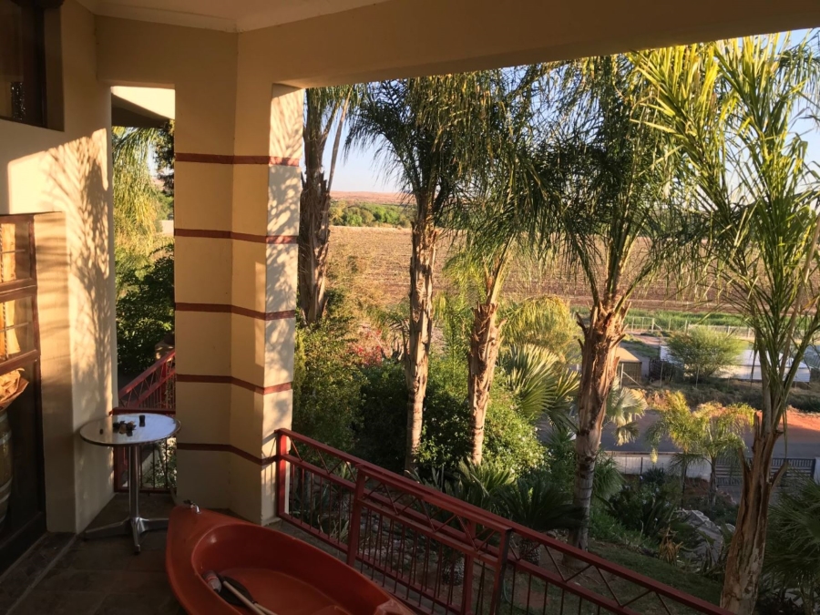 4 Bedroom Property for Sale in Keidebees Northern Cape